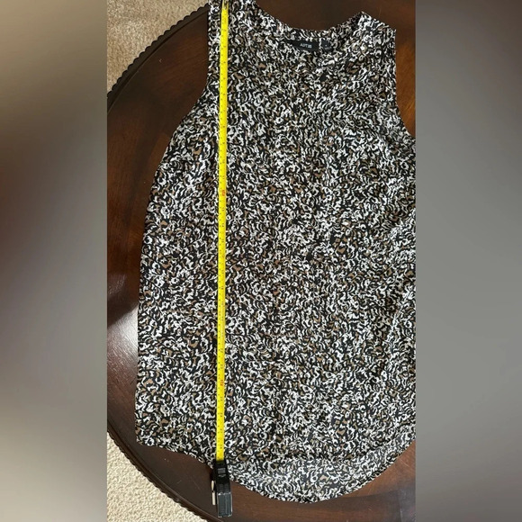 Apt 9 Women's Sleeveless Blouse- Medium - Picture 4 of 5